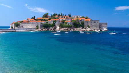 Discover the Must-See Destinations in Montenegro: A Car Rental Guide